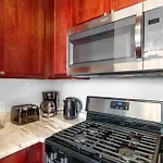 Magnificent 1Br W Pool & Gym